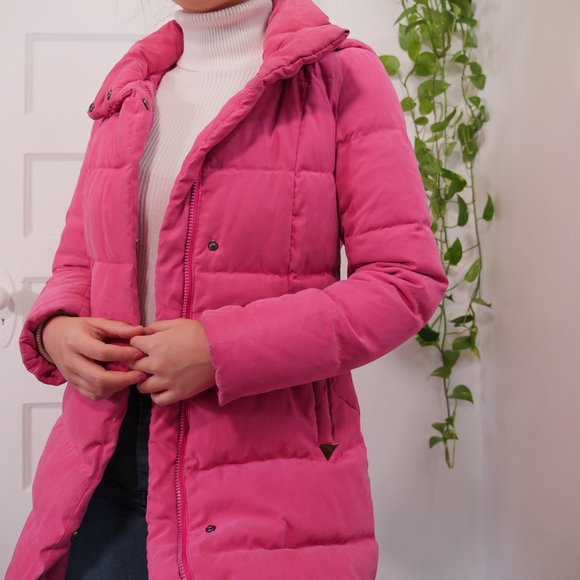 Bright pink puffer coat Size: US S/XS - Picture 4 of 15